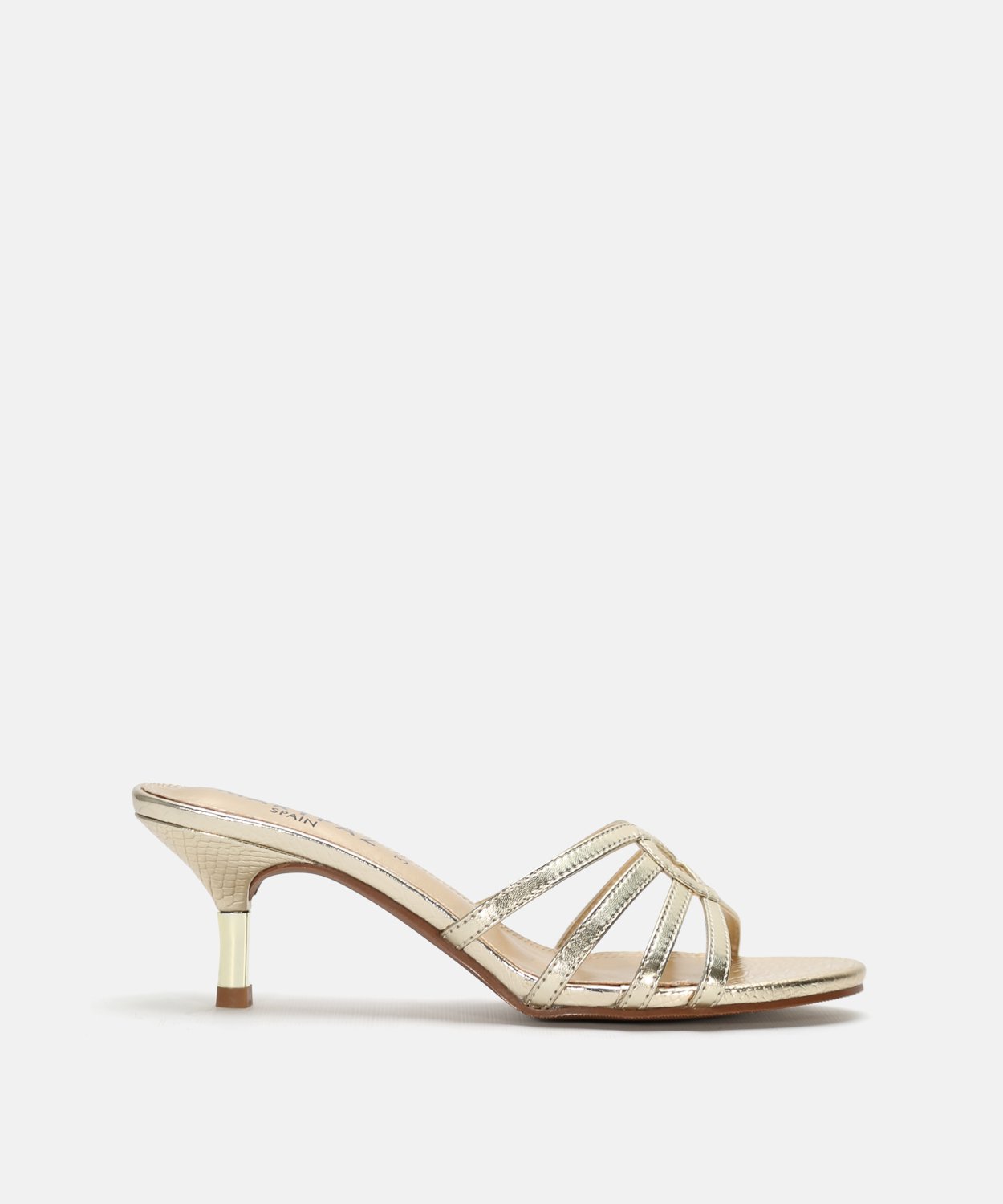 Sand&aacute;lia com tiras